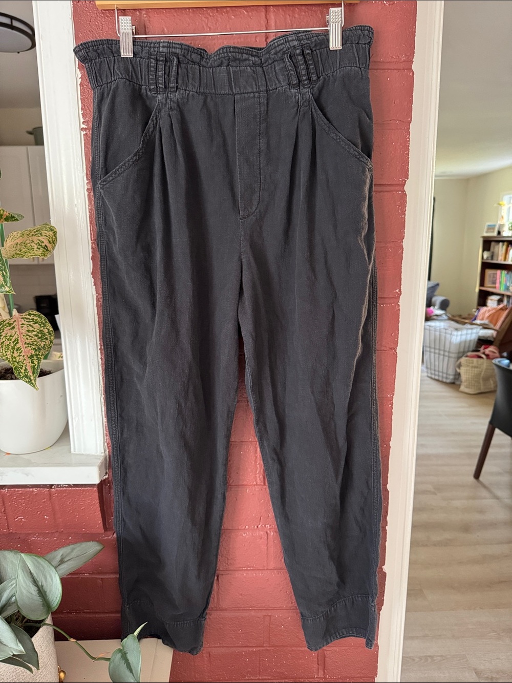 Anthropologie High Waist Tapered Leg Trousers 100% Cotton Faded Black Size Small